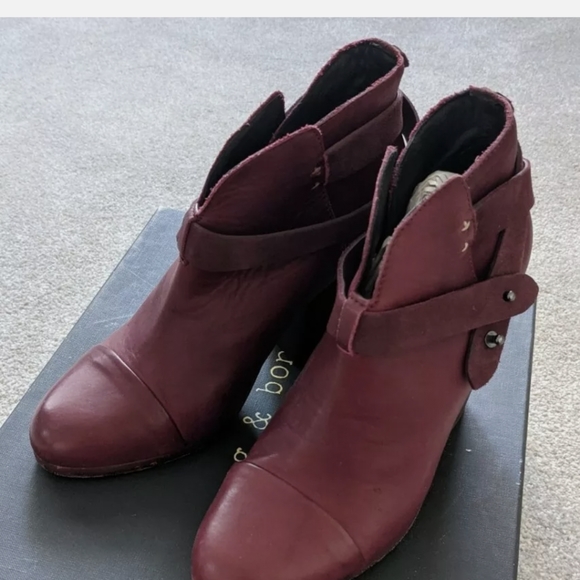 $550 worn X2 Rag & Bone Harrow Red Leather Ankle Boots 38.5 8.5 - Picture 10 of 10
